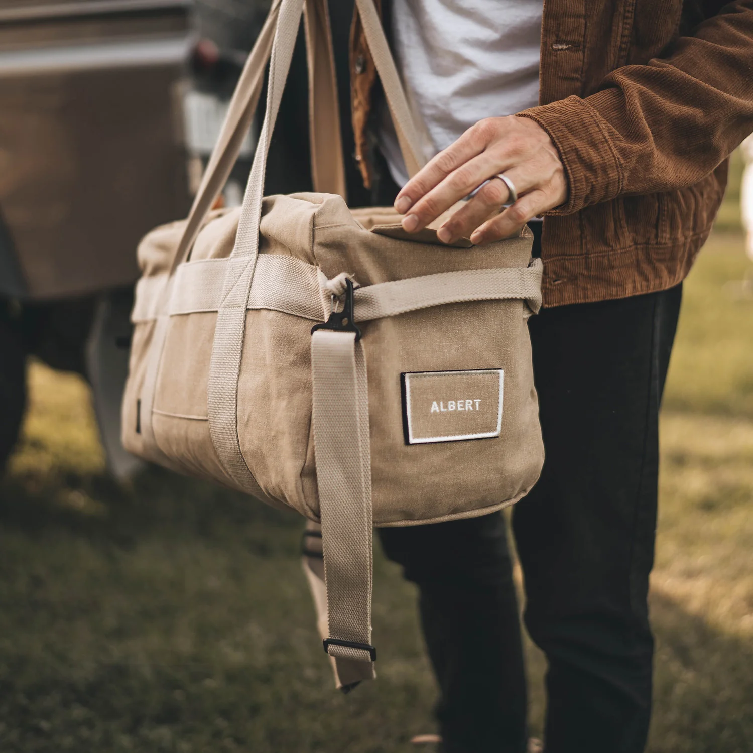 afternoons with Albert | technical weekender bag | oak - Image 16