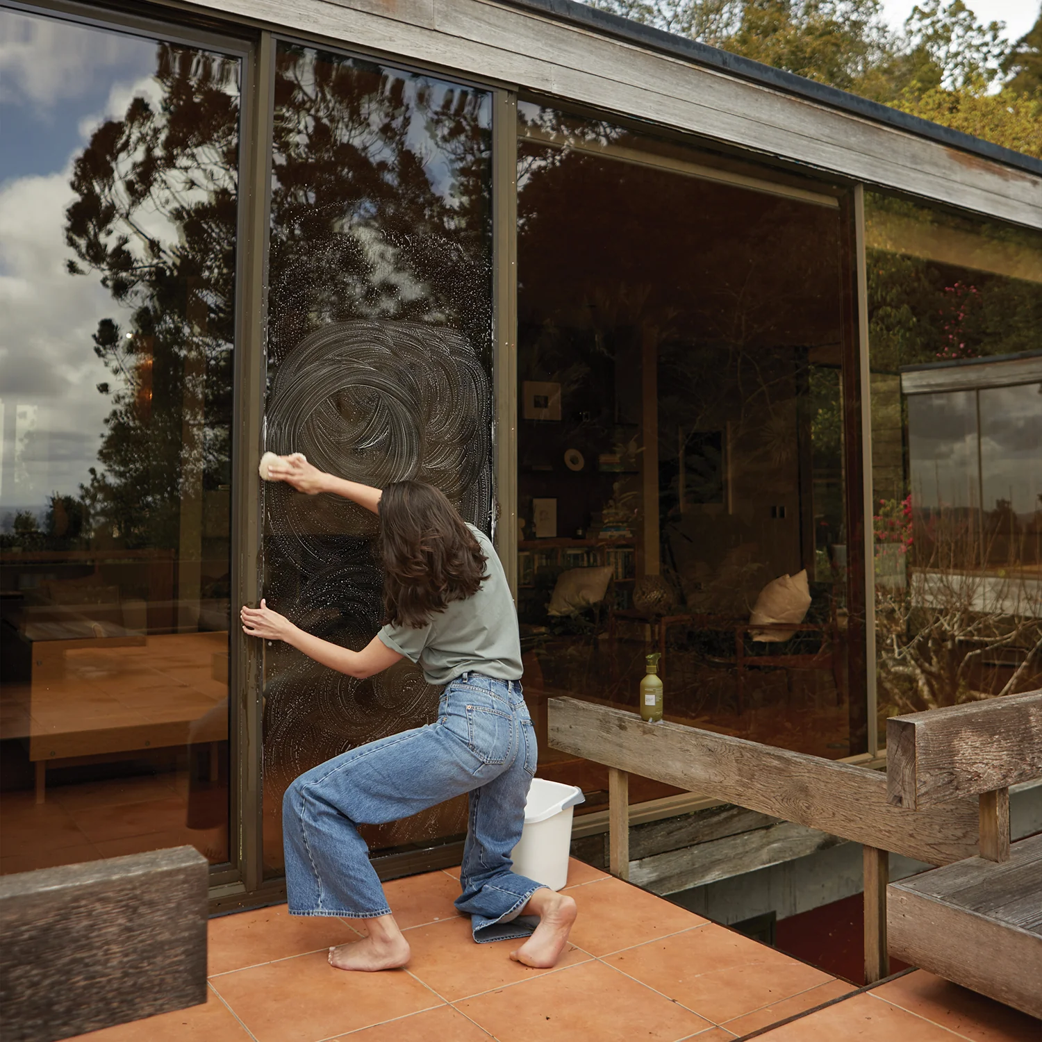 ashley + co | benchpress surface spray | lotus leaf + lustre - Image 4