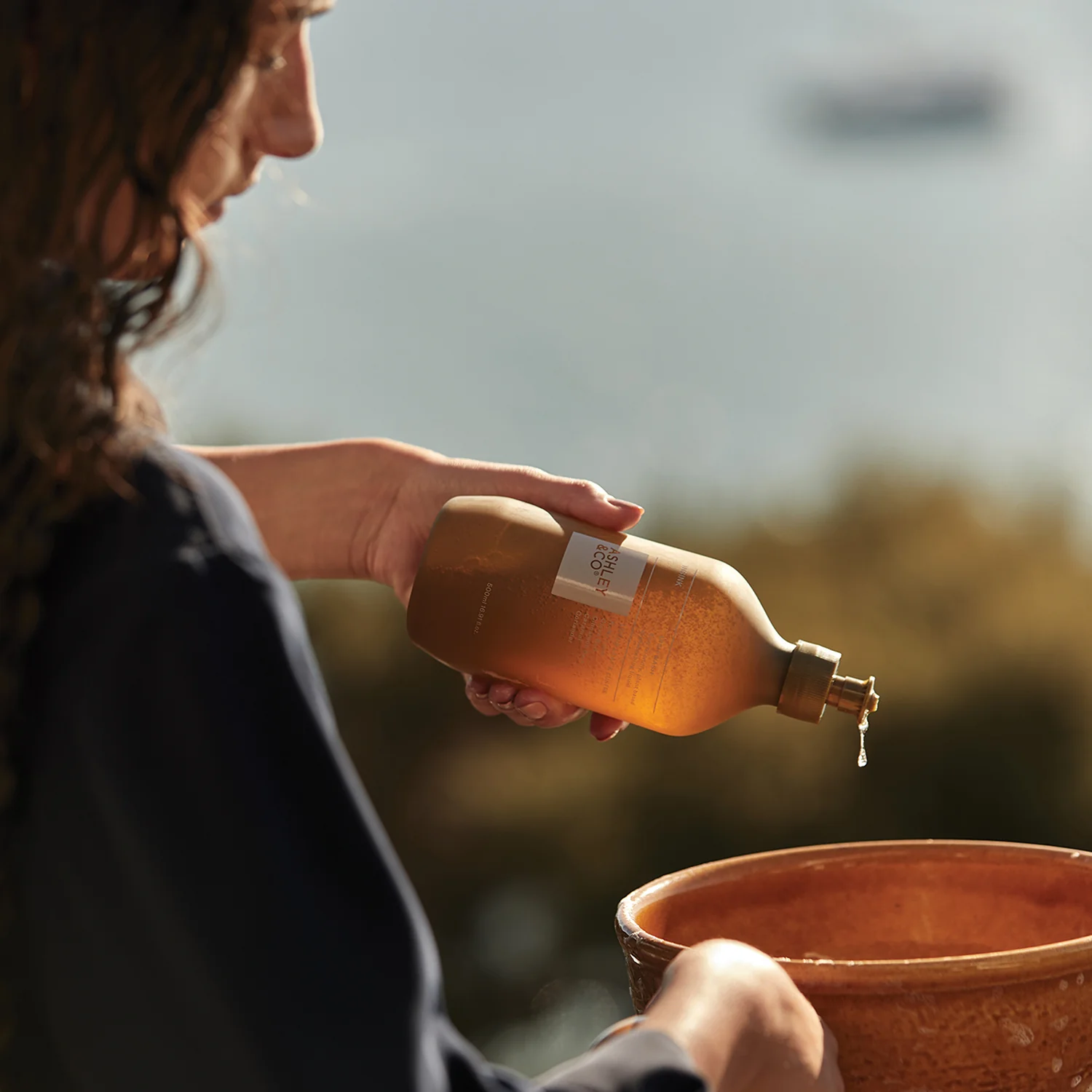 ashley + co | insink dish wash | lotus leaf + lustre - Image 2