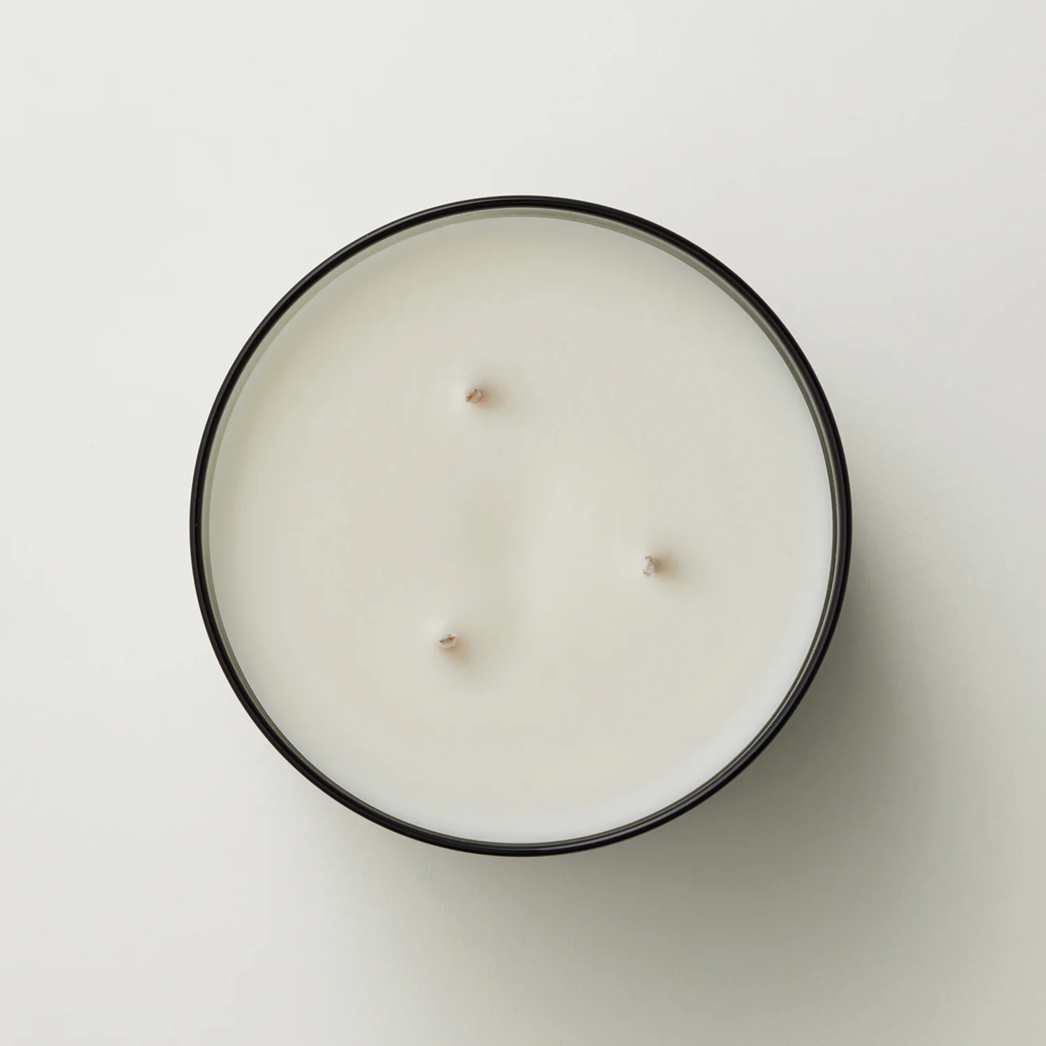 ashley + co | waxed perfume scented XL candle | tui + kahili - Image 13