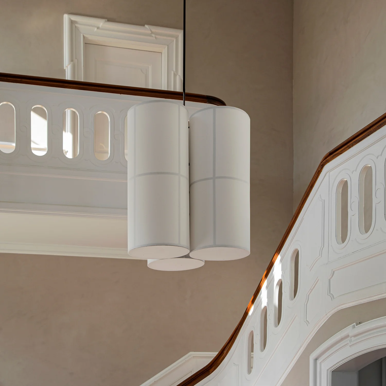 audo copenhagen (menu) | hashira pendant cluster small | white - DC - Image 11