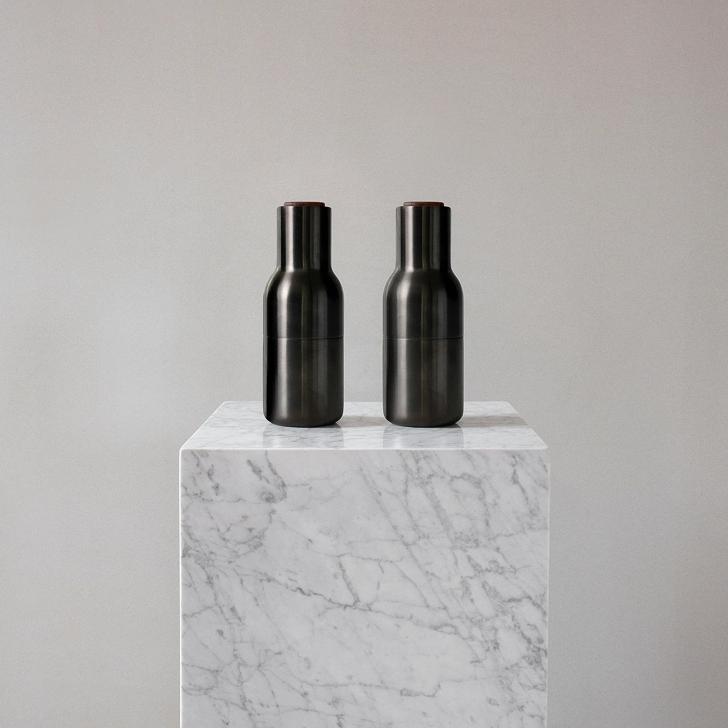 audo copenhagen (menu) | bottle grinder set | bronzed brass + walnut lid - Image 5