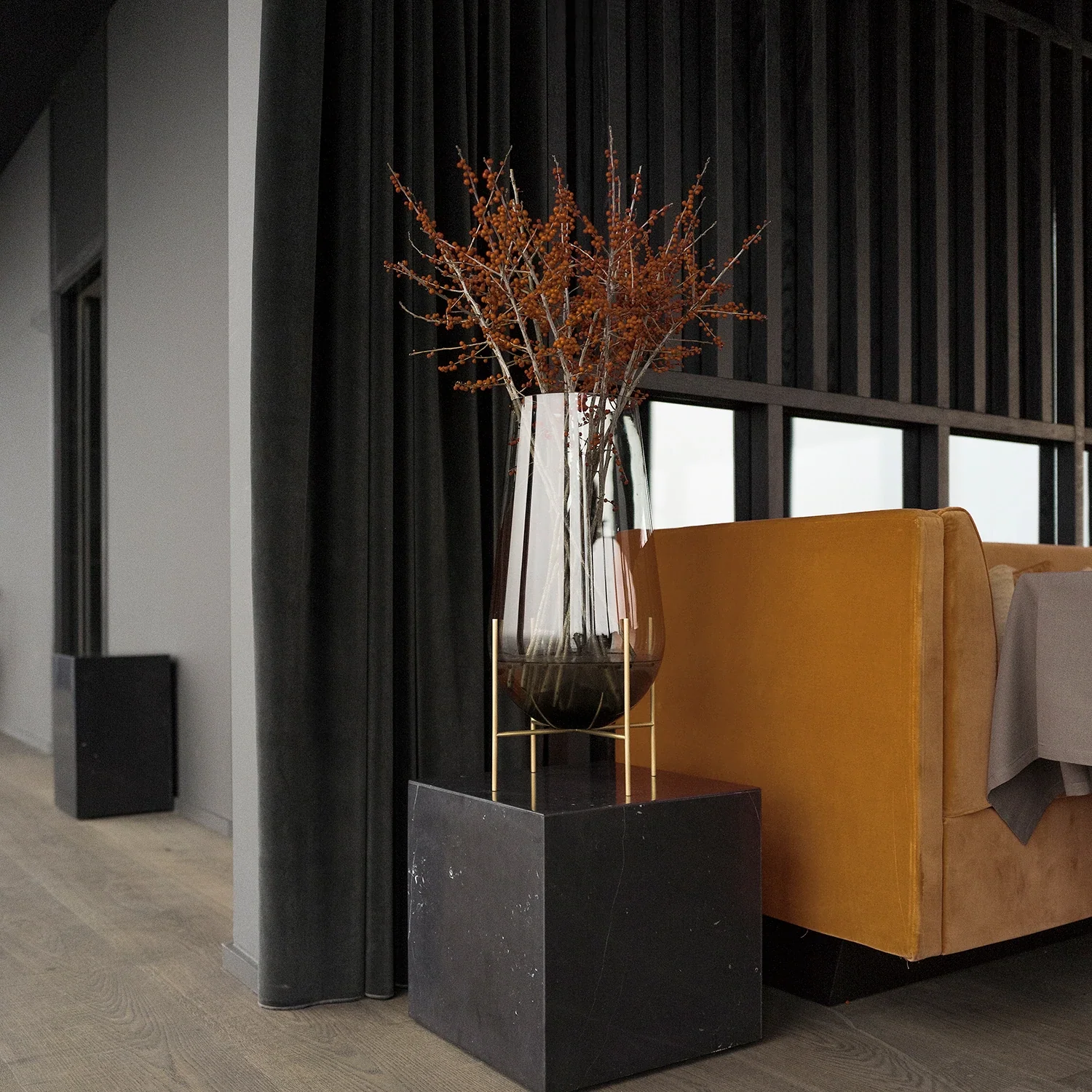 audo copenhagen (menu) | echasse vase | smoke large - Image 10