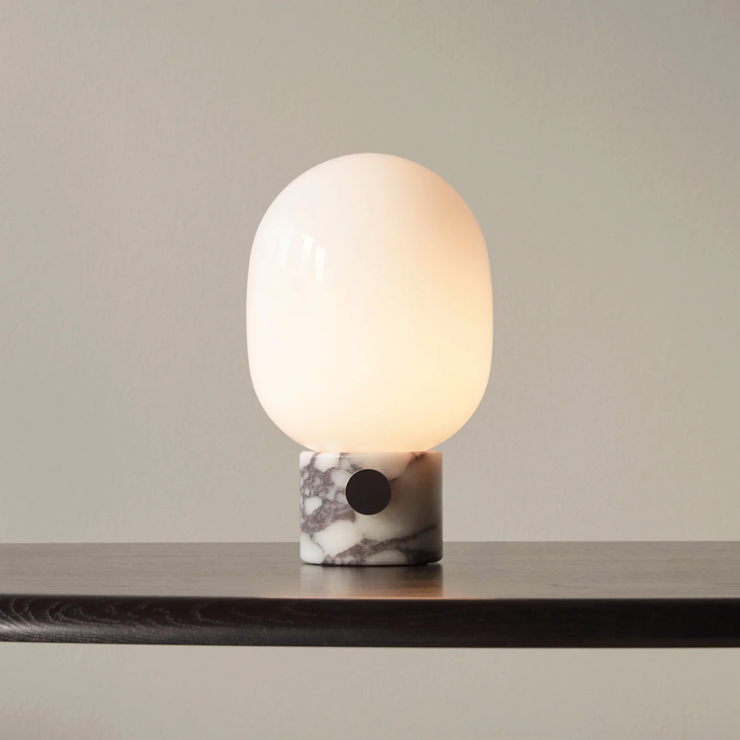 audo copenhagen (menu) | jwda table lamp large | rose calacatta viola marble - Image 8