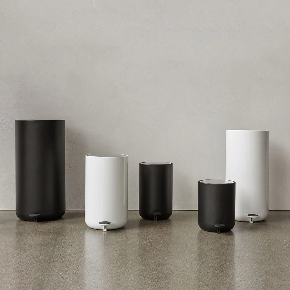 audo copenhagen (menu) | norm pedal bin 4 litre | matte black - DC - Image 4