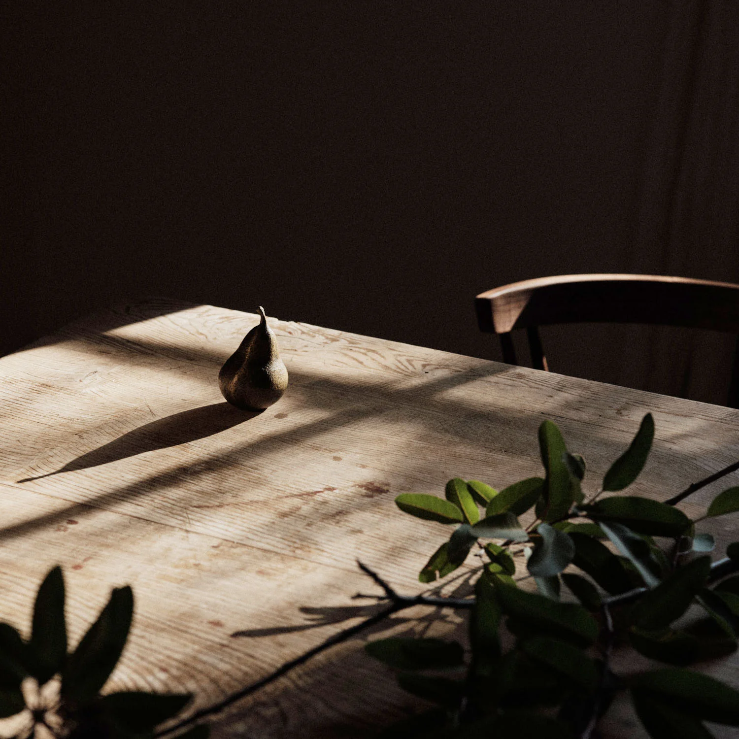audo copenhagen (menu) | sentiment (pear) paper weight | brass - Image 11