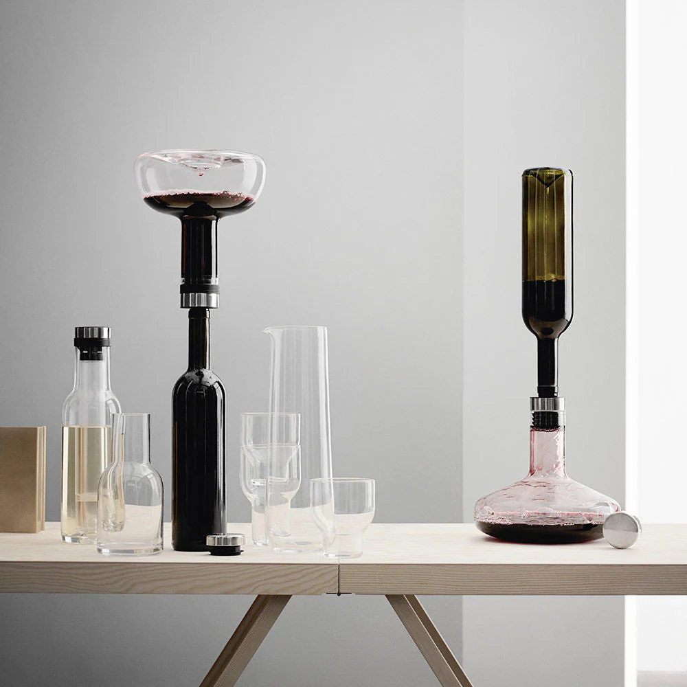 audo copenhagen (menu) | wine breather carafe deluxe | clear + brass - Image 7