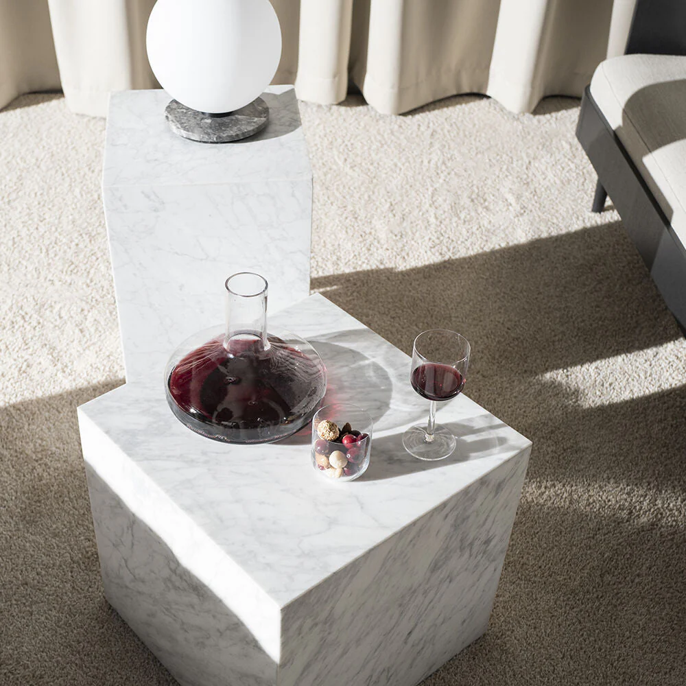 audo copenhagen (menu) | wine breather carafe deluxe | clear + brass - Image 8