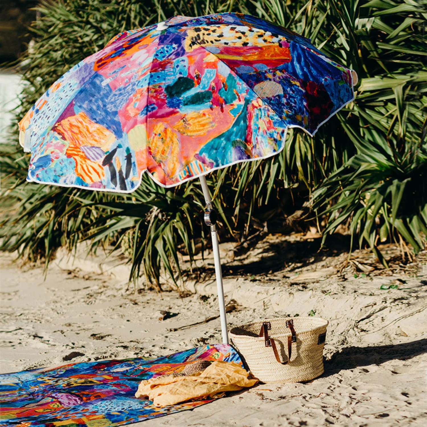 basil bangs | premium beach umbrella | ken done - LC - Image 3