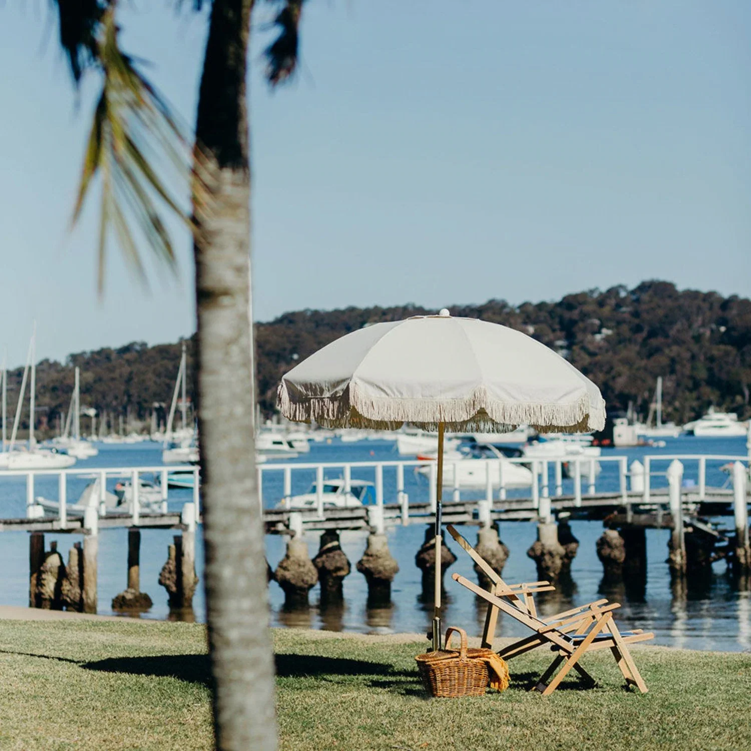 basil bangs | premium beach umbrella | salt - LC - Image 3