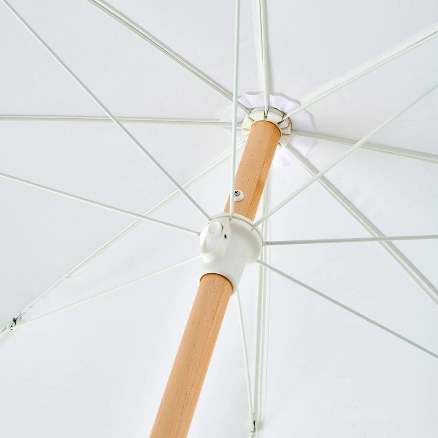 basil bangs | premium beach umbrella | salt - LC - Image 6