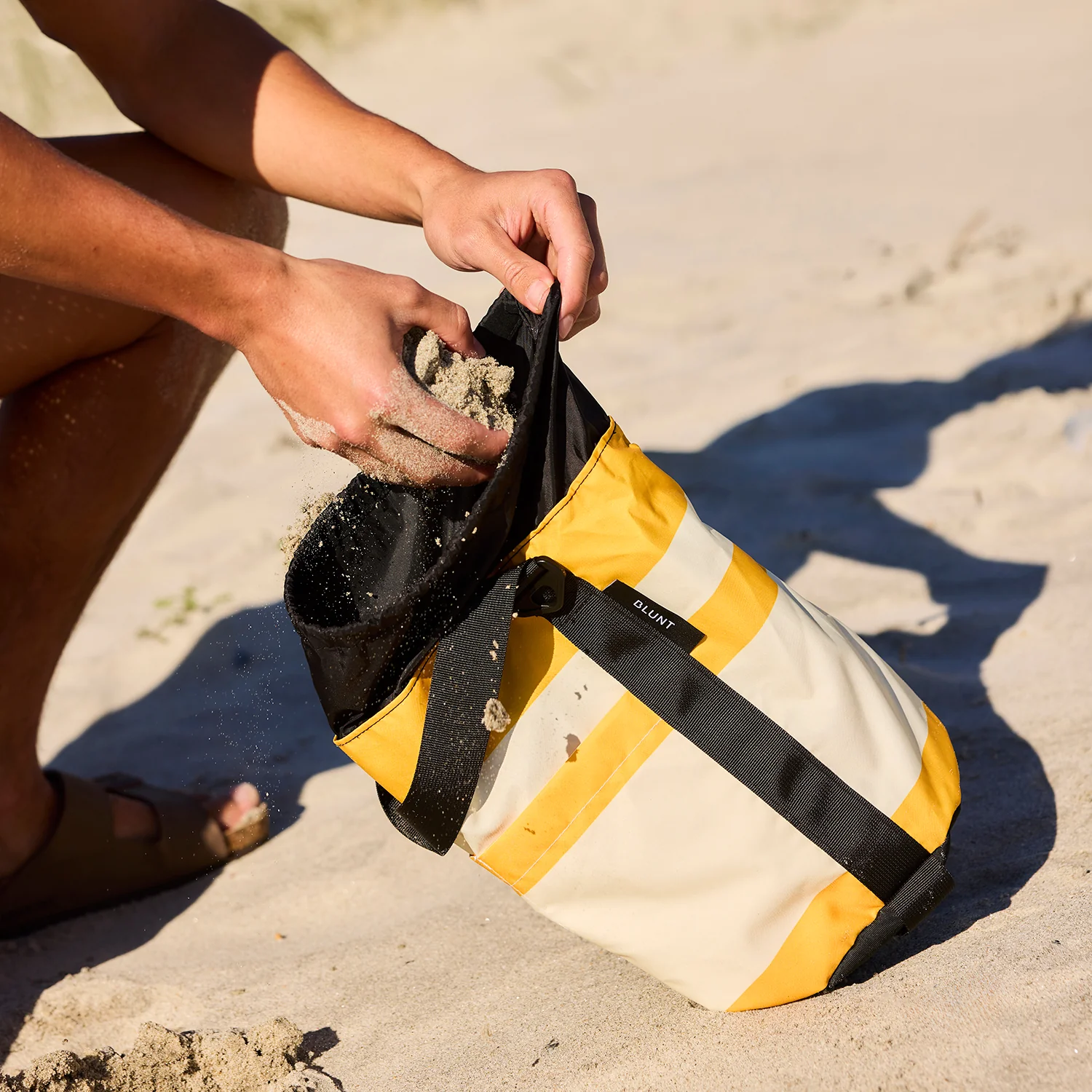 blunt | beach umbrella | sand - Image 12