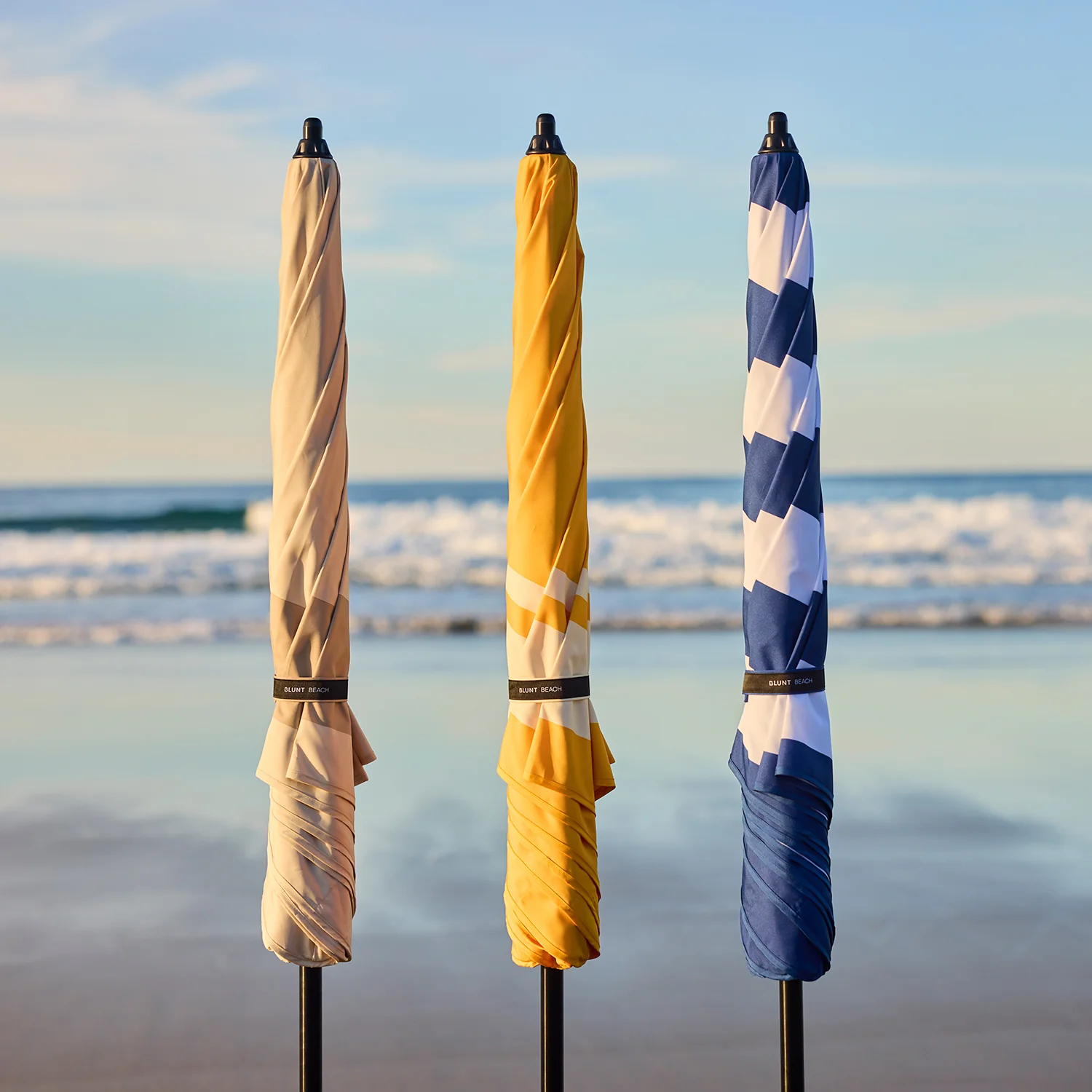 blunt | beach umbrella | sand - Image 18