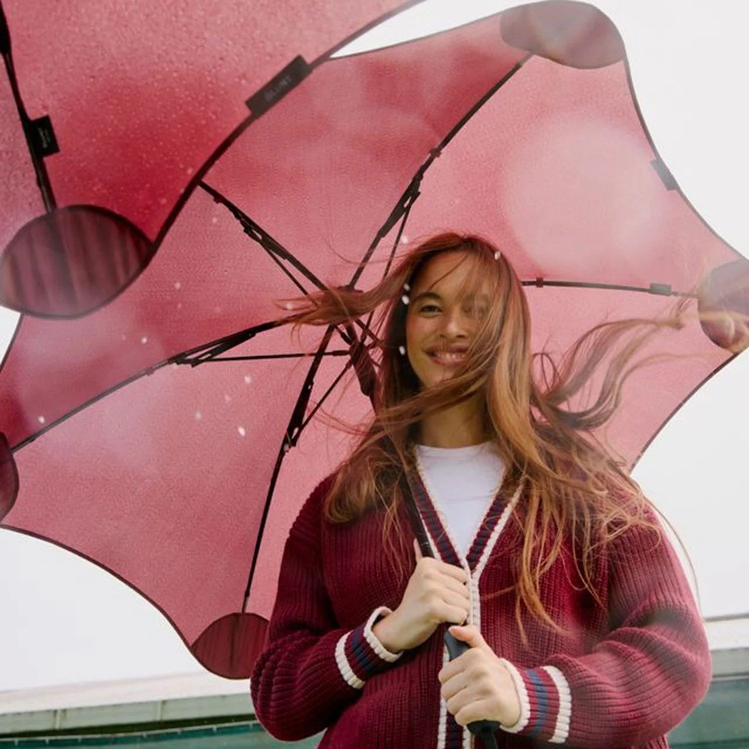 blunt | classic umbrella | clubhouse red - limited edition - Image 5