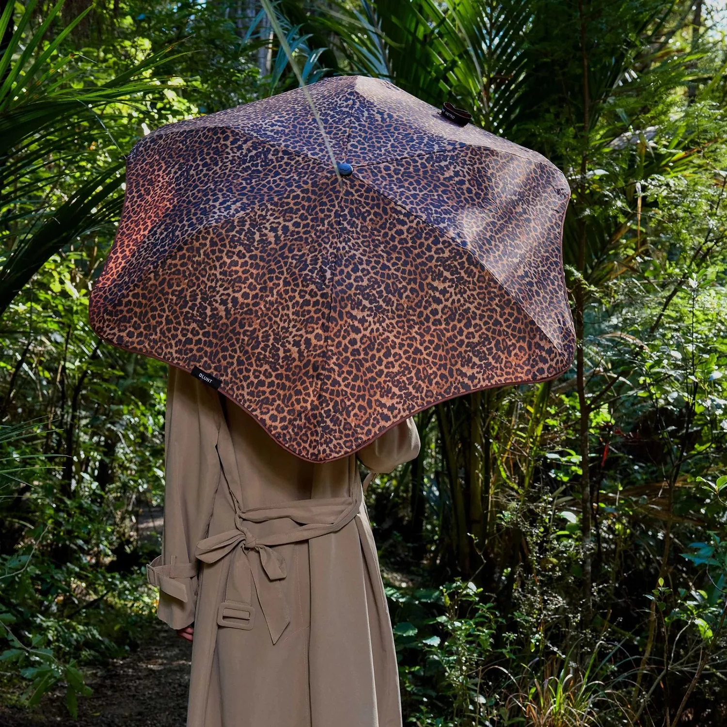 blunt | metro umbrella | leopard - limited edition - Image 2