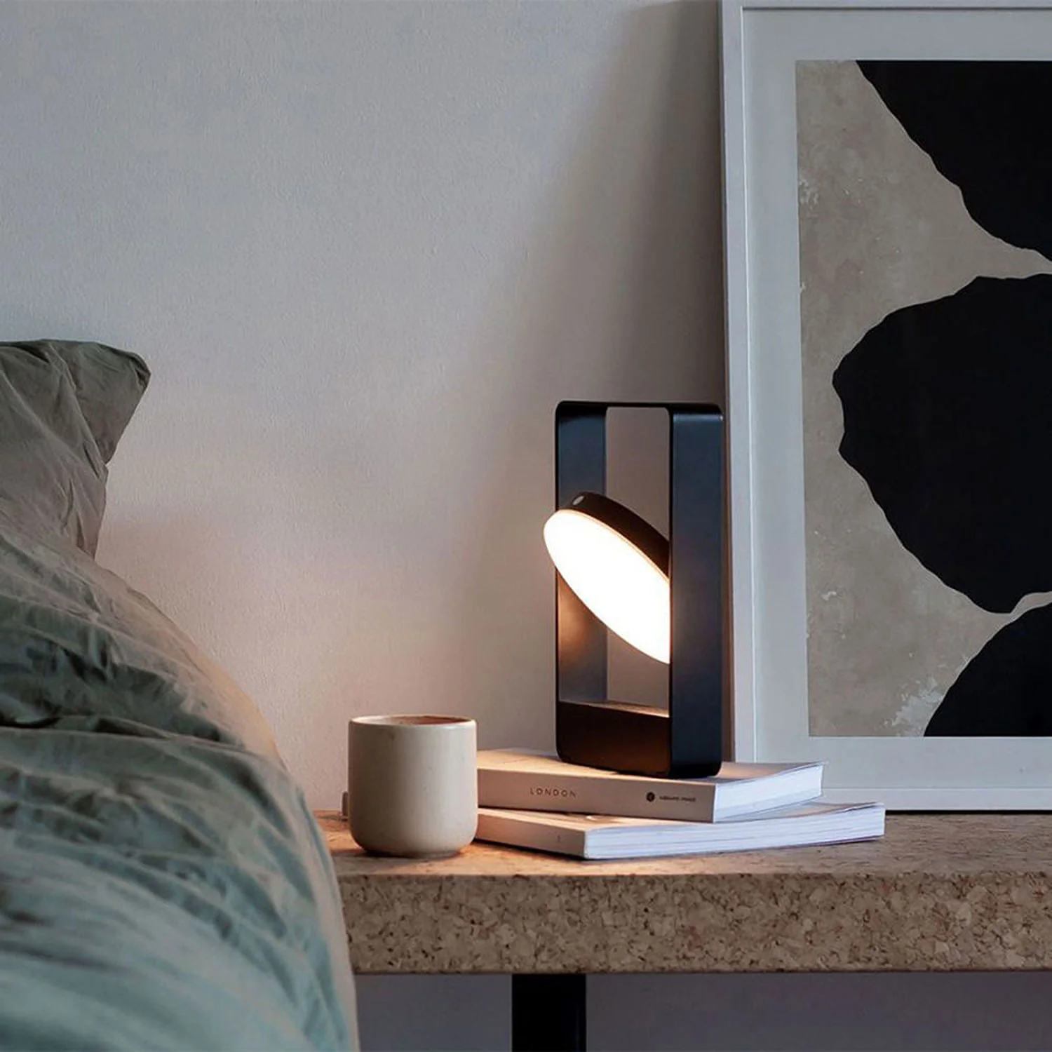 case furniture | mouro portable table lamp | black - Image 3