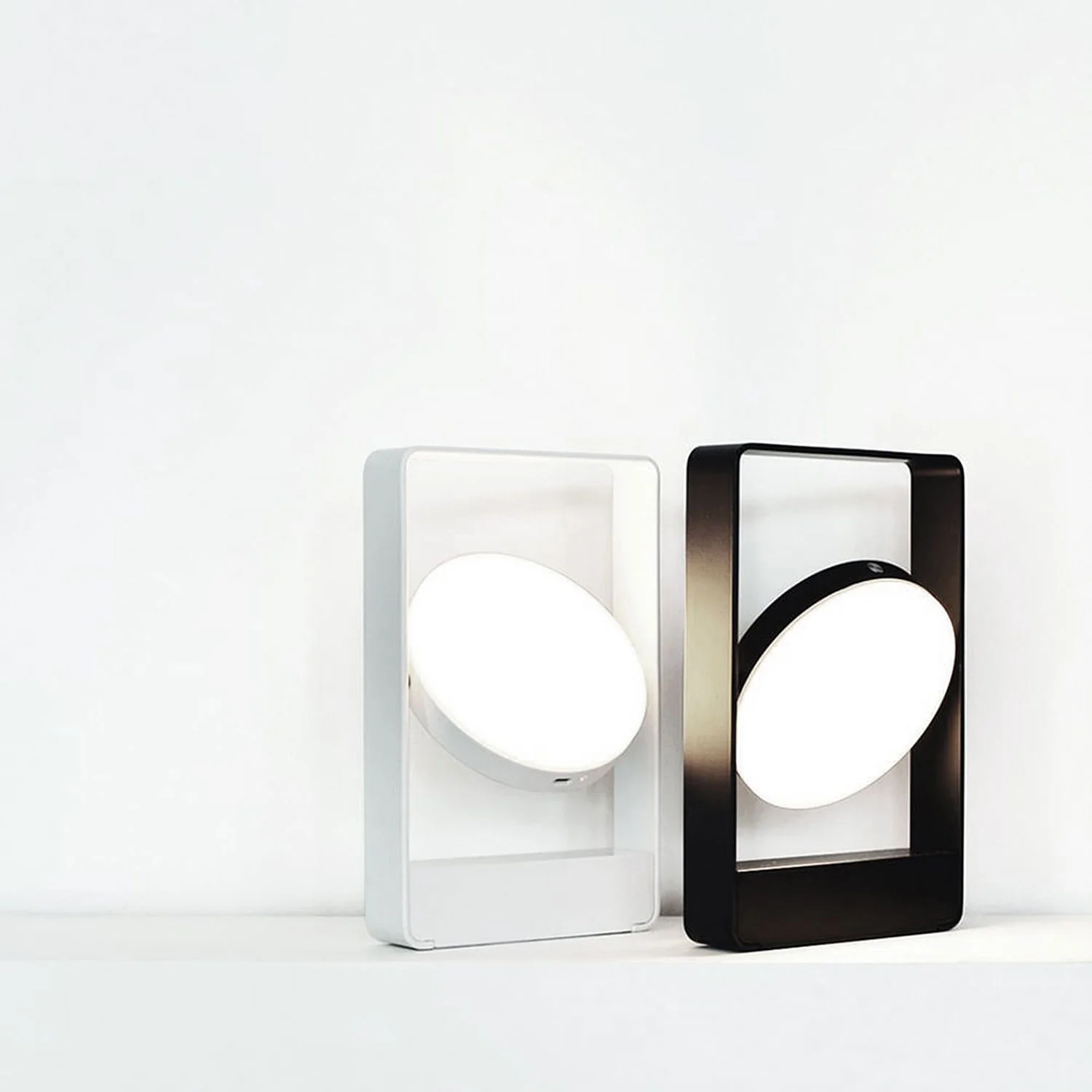 case furniture | mouro portable table lamp | white - Image 3