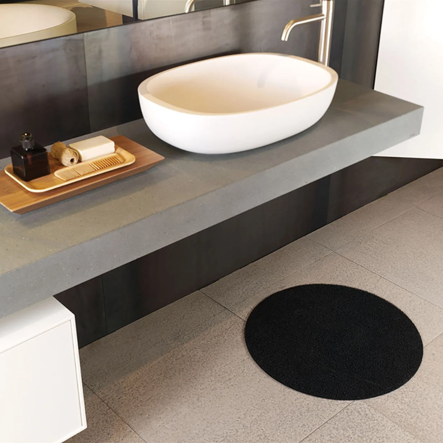 chilewich | dot doormat | black - Image 2