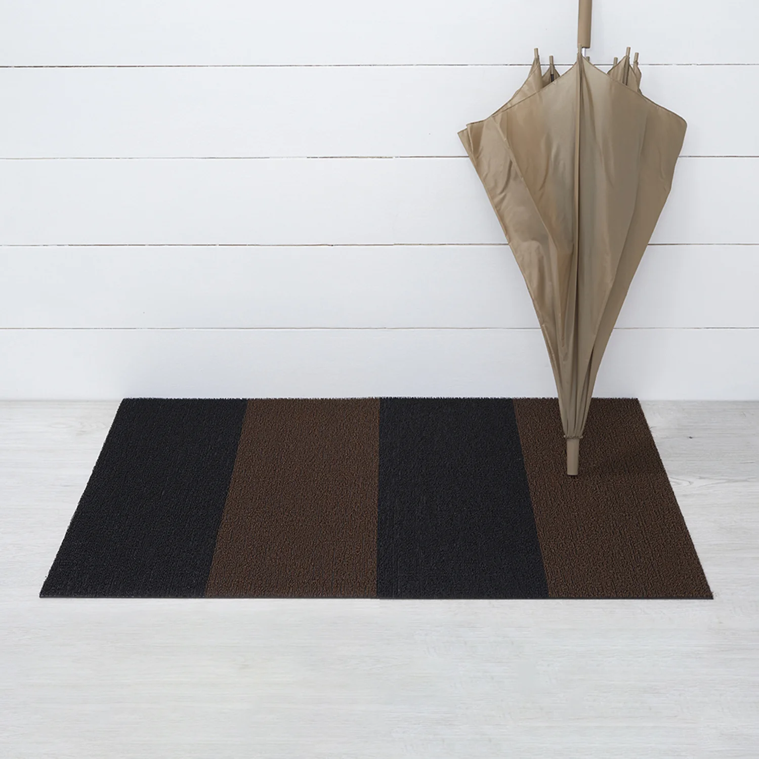 chilewich | large doormat 61x91cm (24x36") | duo stripe mocha - Image 2