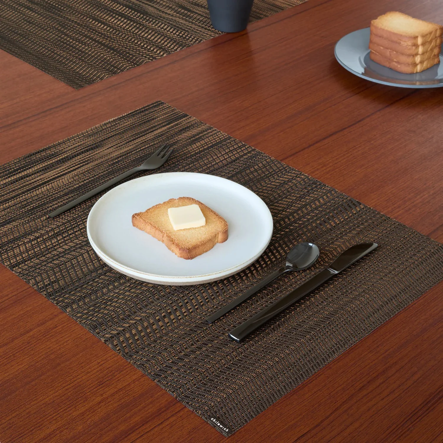 chilewich | placemat rectangle | wave tiger eye - Image 2
