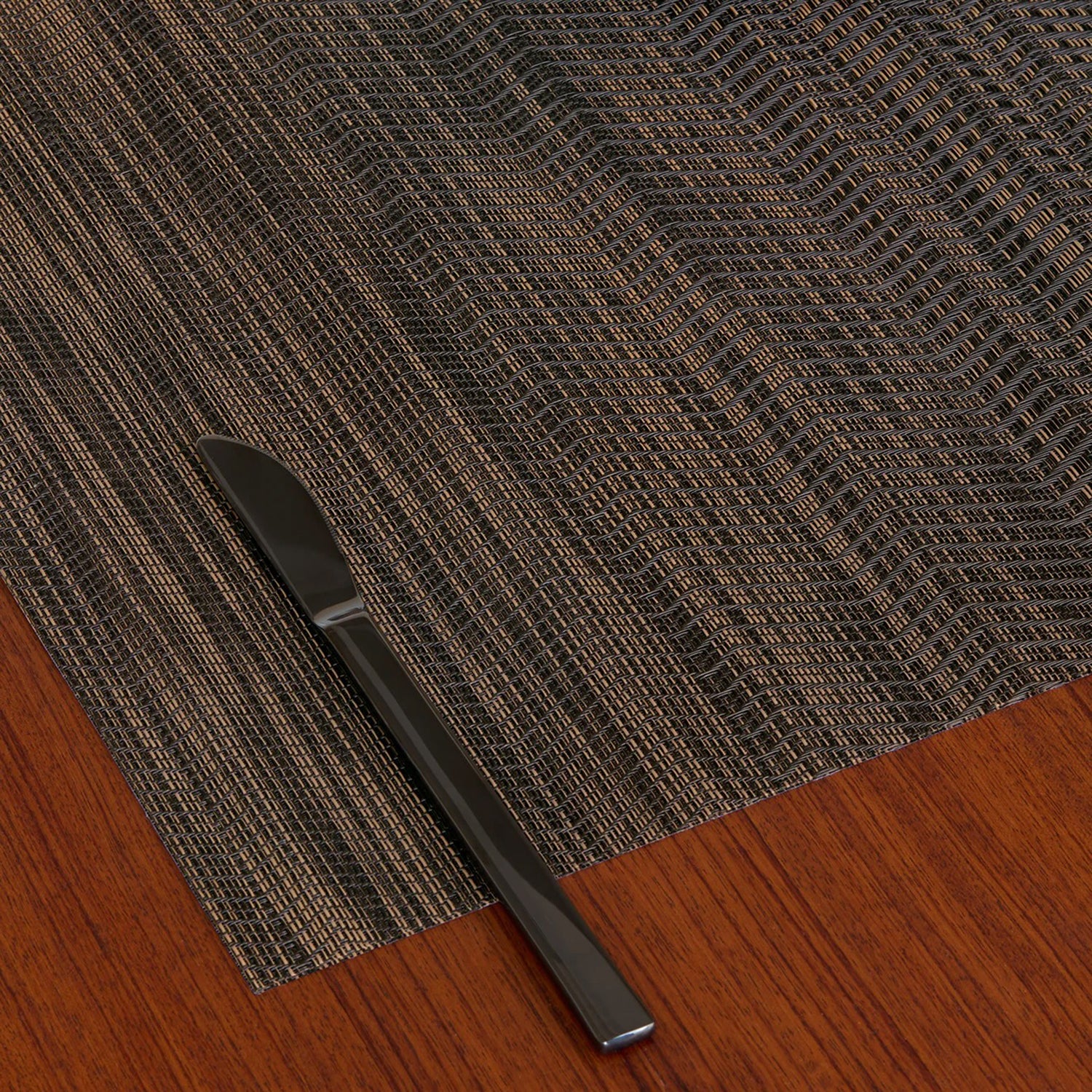 chilewich | placemat rectangle | wave tiger eye - Image 3
