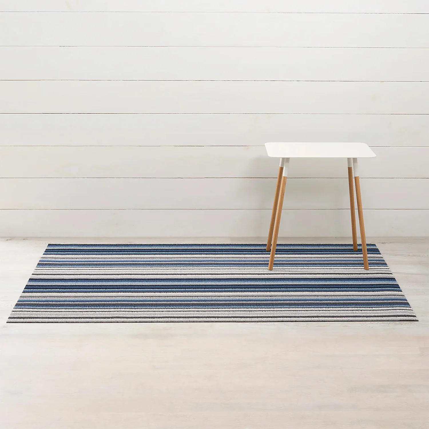 chilewich | shag big mat 91x152cm (36x60") | horizon stripe deep sea - Image 2