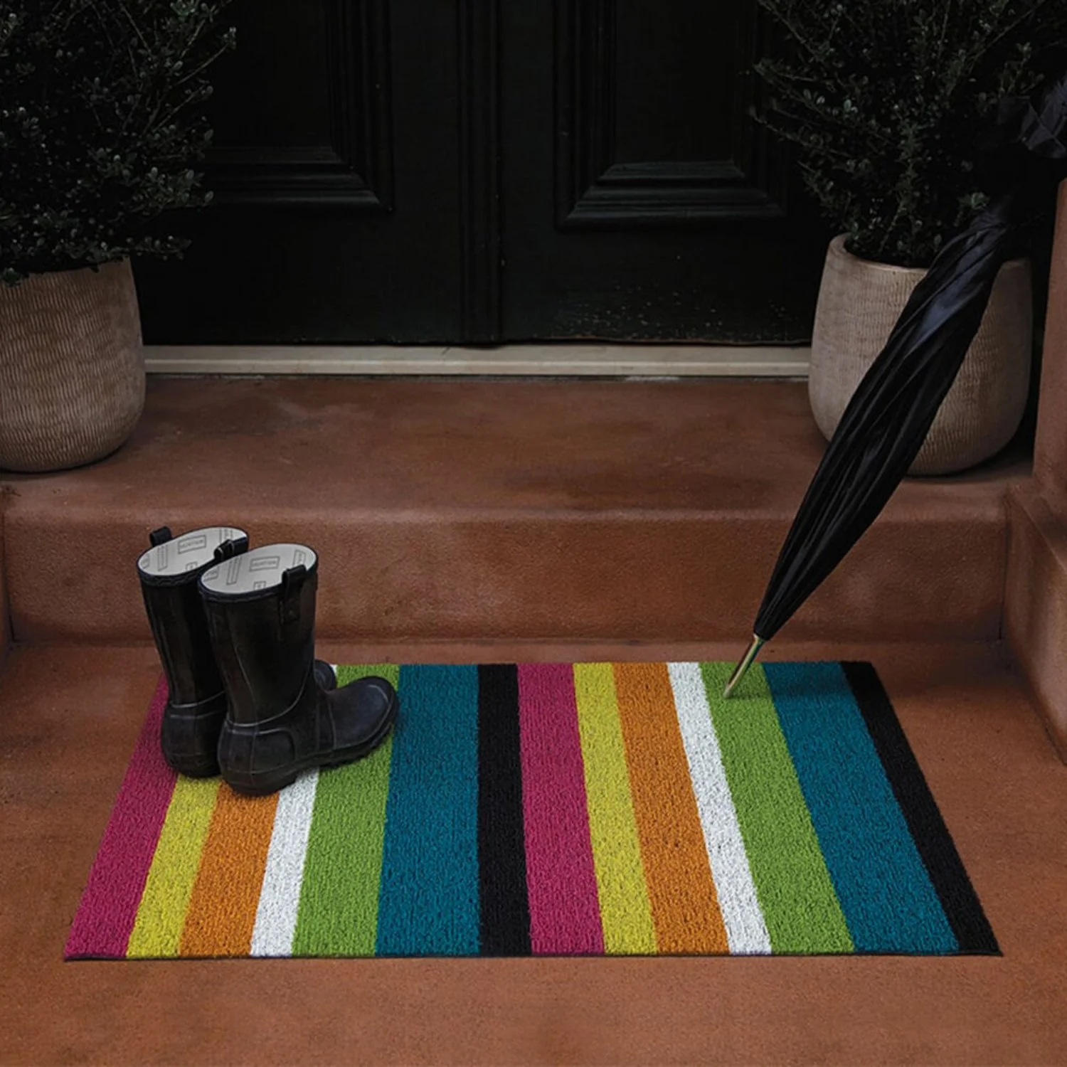 chilewich | large doormat 61x91cm (24x36") | bold stripe multi - Image 2