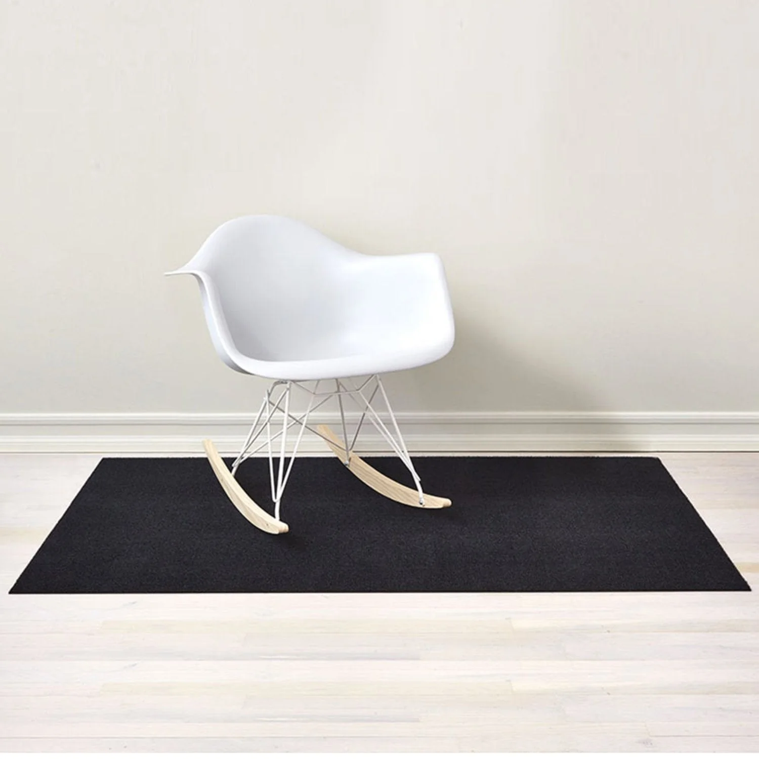 chilewich | large doormat 61x91cm (24x36") | solid black - Image 2