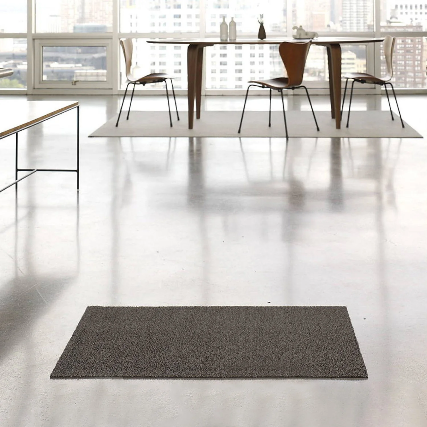 chilewich | large doormat 61x91cm (24x36") | solid mercury - Image 2
