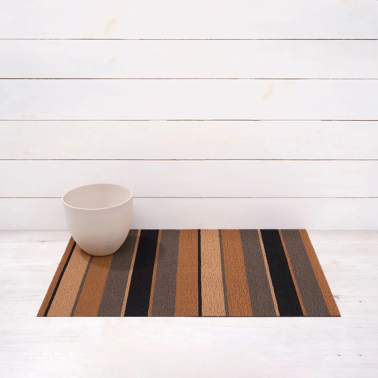 chilewich | shag utility doormat 61x91cm (24x36") | bolt stripe honey - Image 2