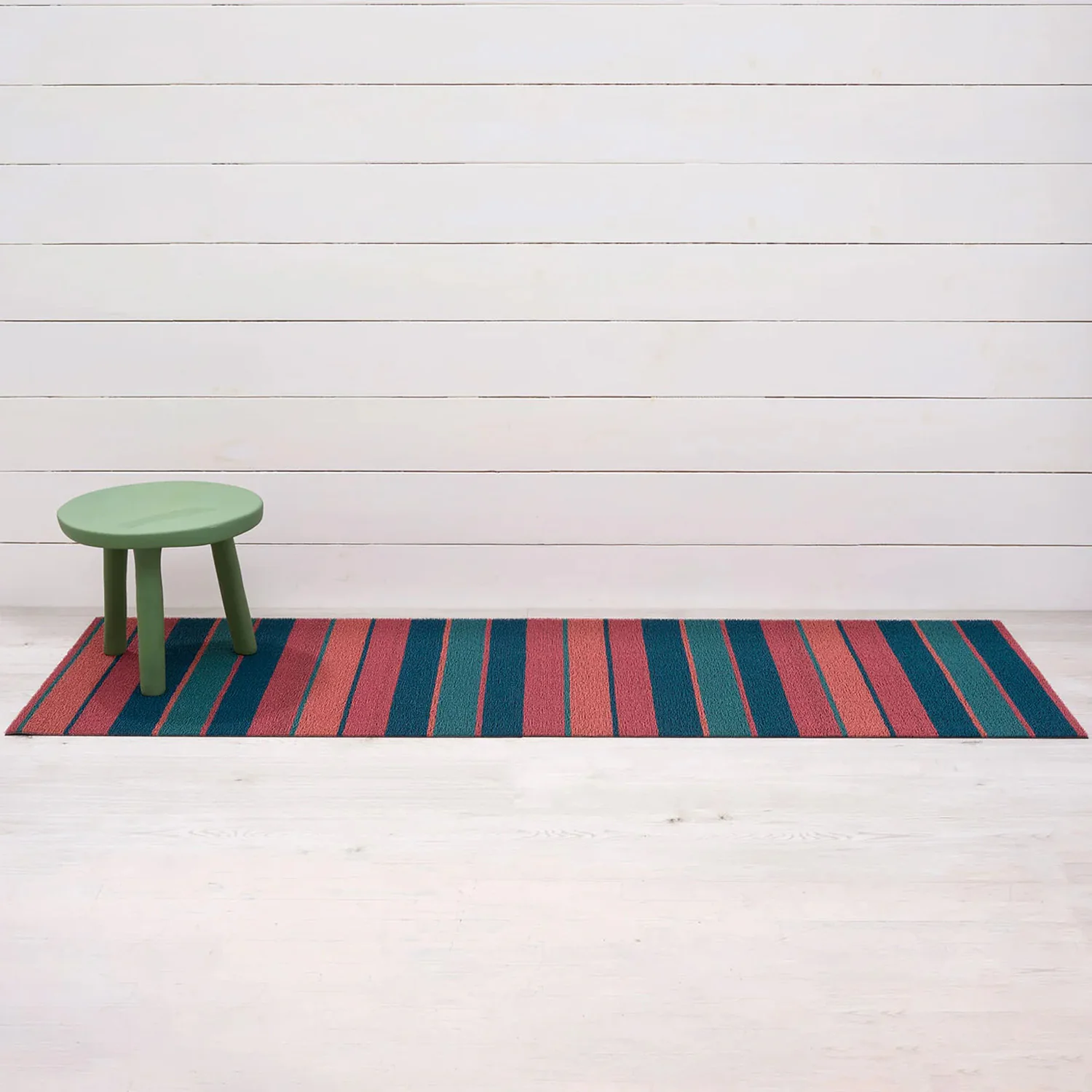 chilewich | shag runner mat 61x183cm (24x36") | bolt stripe raspberry - Image 2