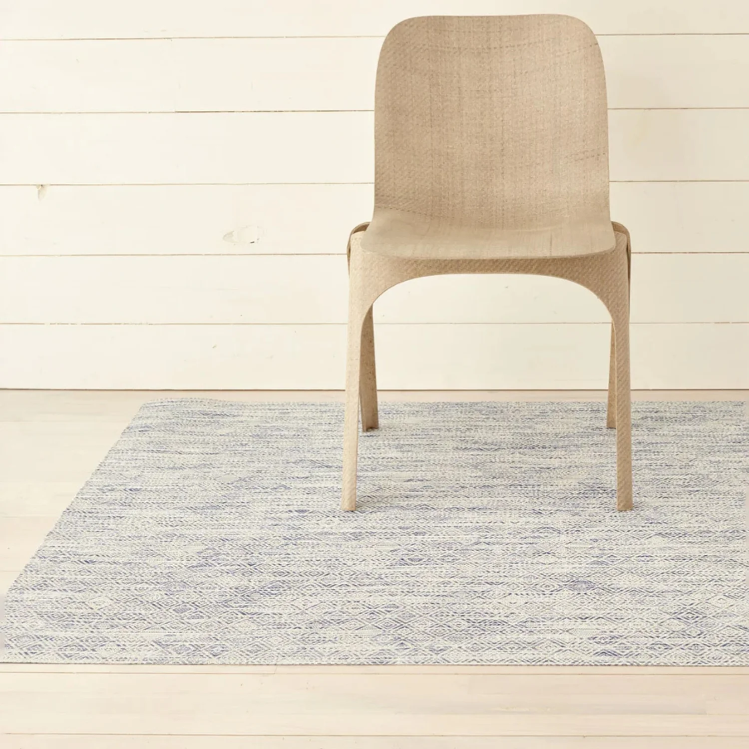 chilewich | woven floormat 89x122cm (35x48") | mosaic blue - Image 3