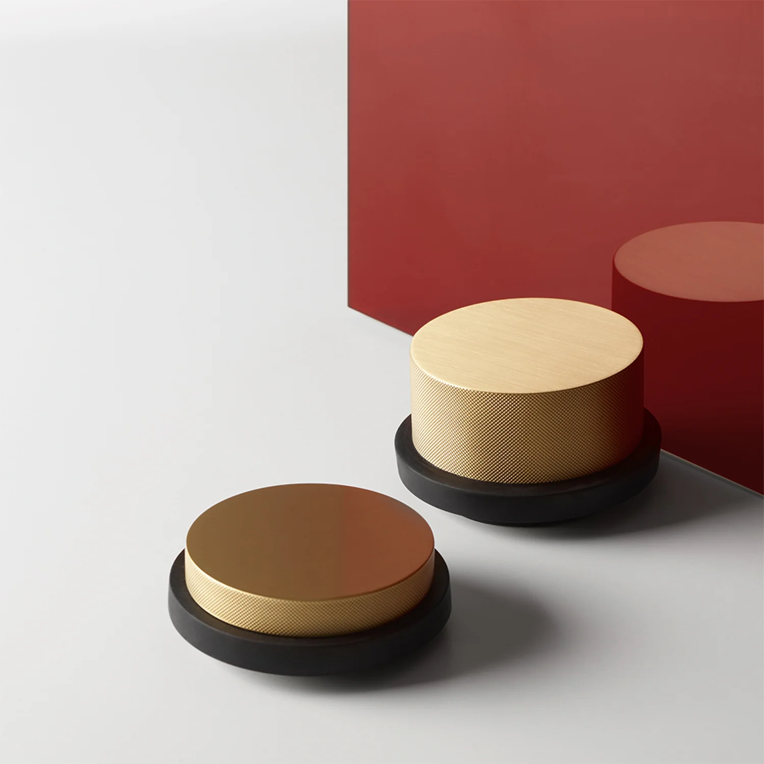 decor walther | CLUB series | doorstop | brass matte small - Image 2