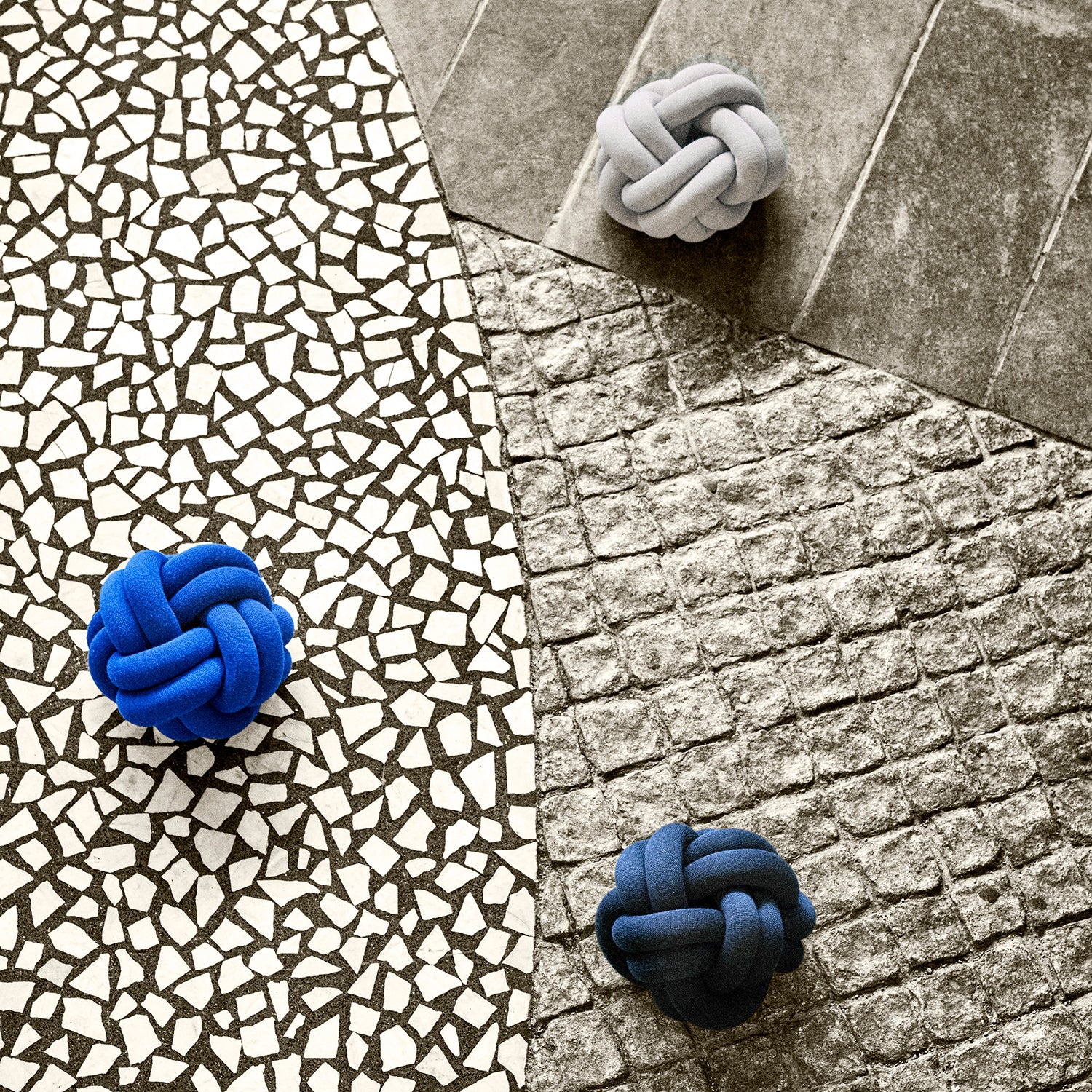 design house stockholm | knot cushion | klein blue - Image 3