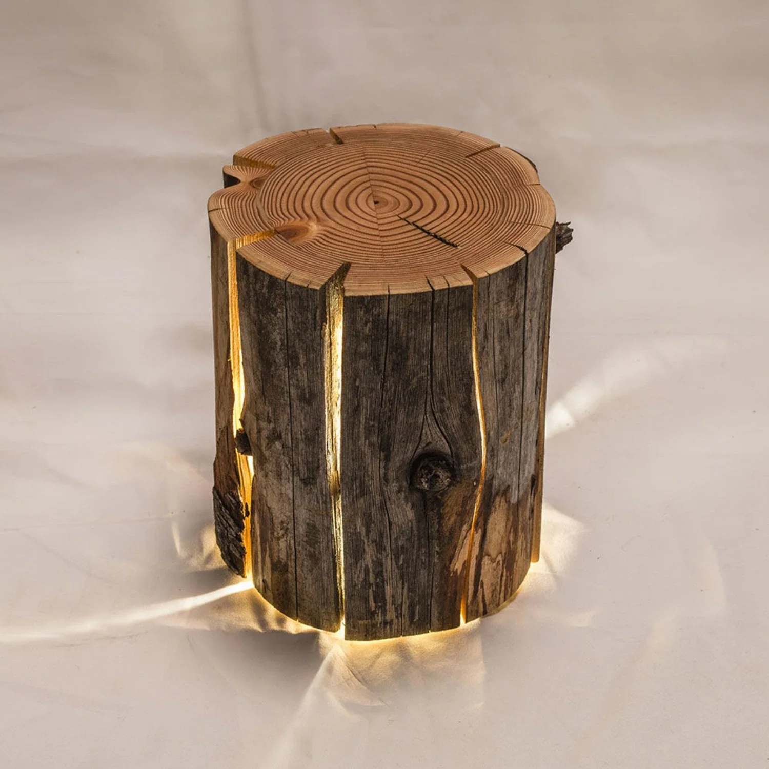 duncan meerding | cracked log lamp - Image 20