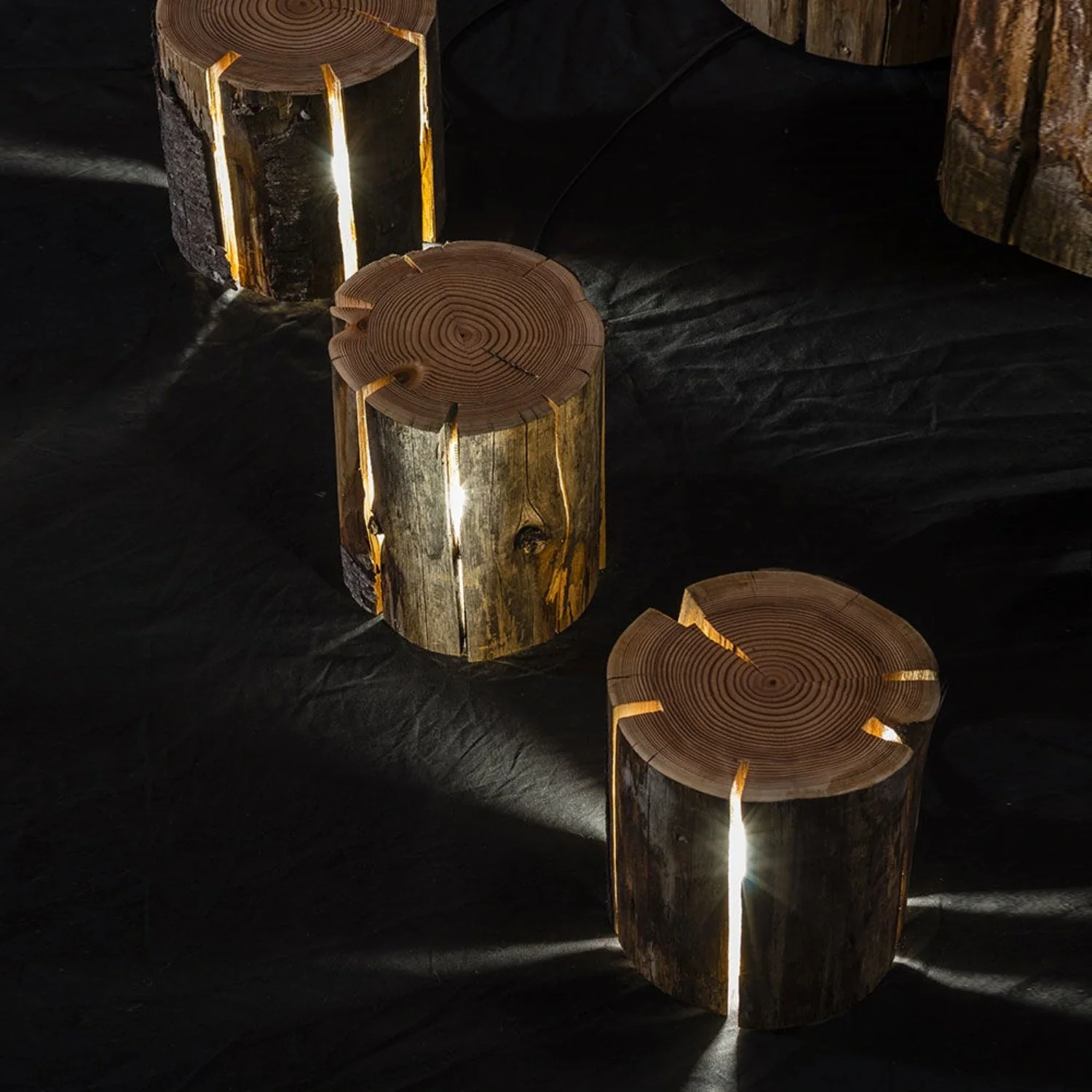 duncan meerding | cracked log lamp - Image 36