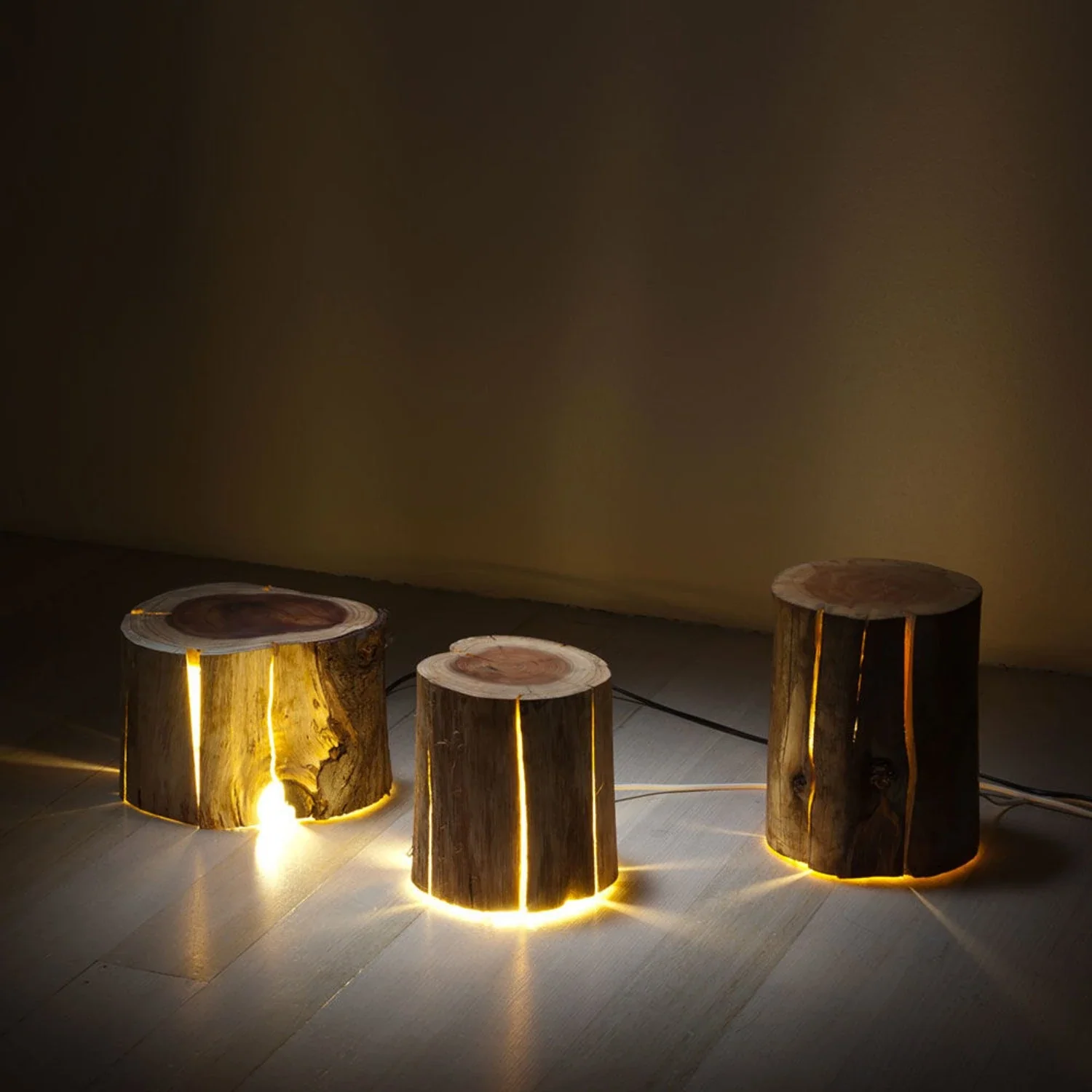 duncan meerding | cracked log lamp - Image 41