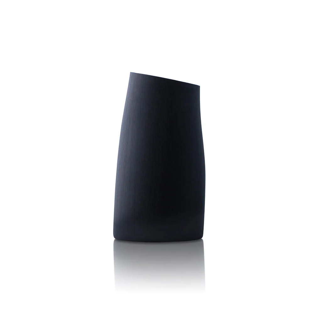 fink | vase | black medium - Image 2