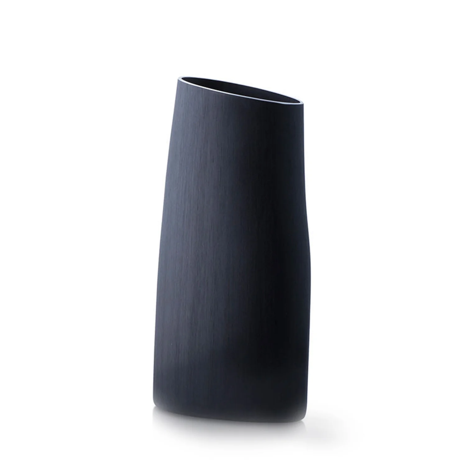 fink | vase | black medium - Image 4