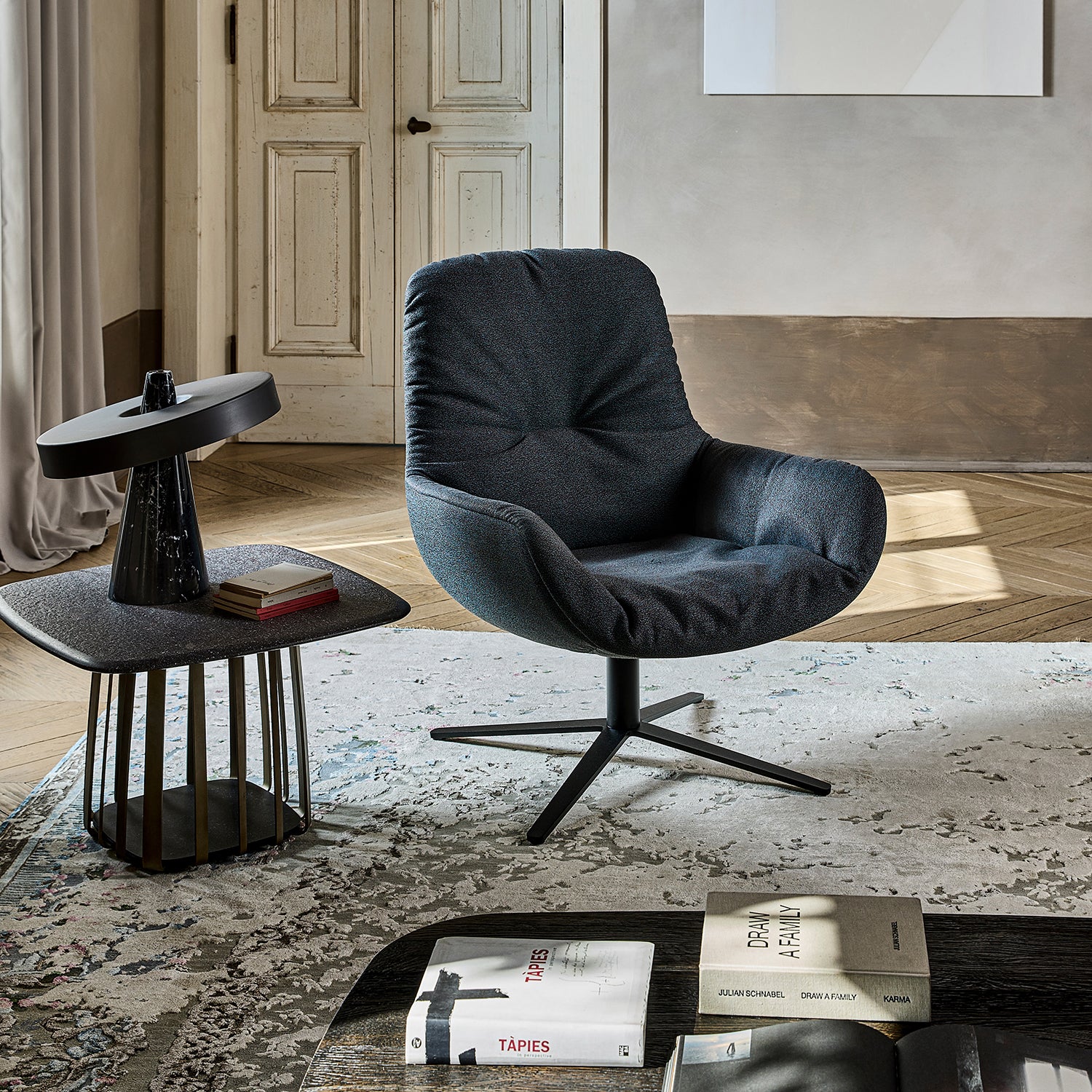freifrau | leya lounge chair | x-base frame | cairo cognac leather - Image 3