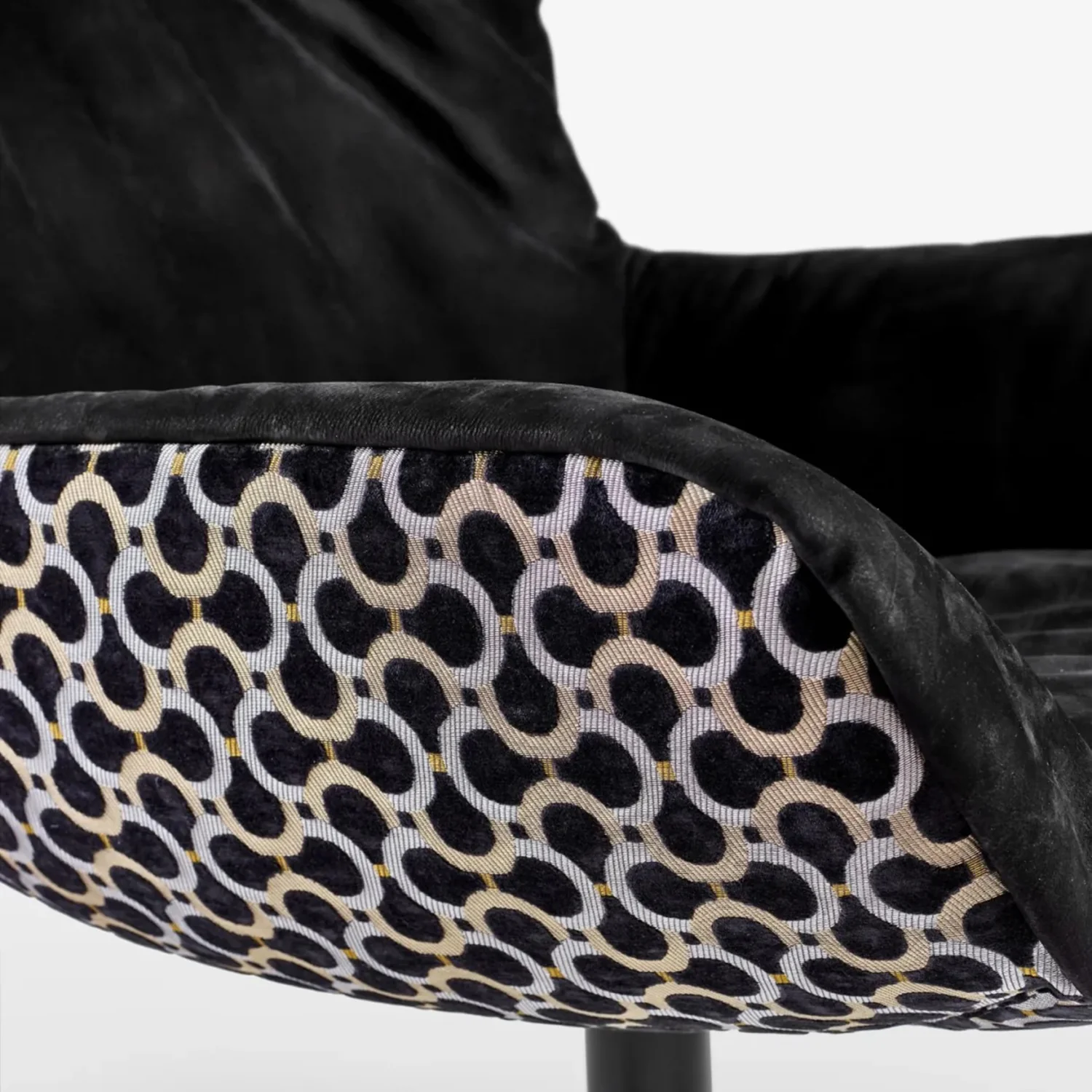 freifrau | leya wingback chair | x-base frame with tilt | cayenne ebony (black) leather + dedar scarabeo - Image 3