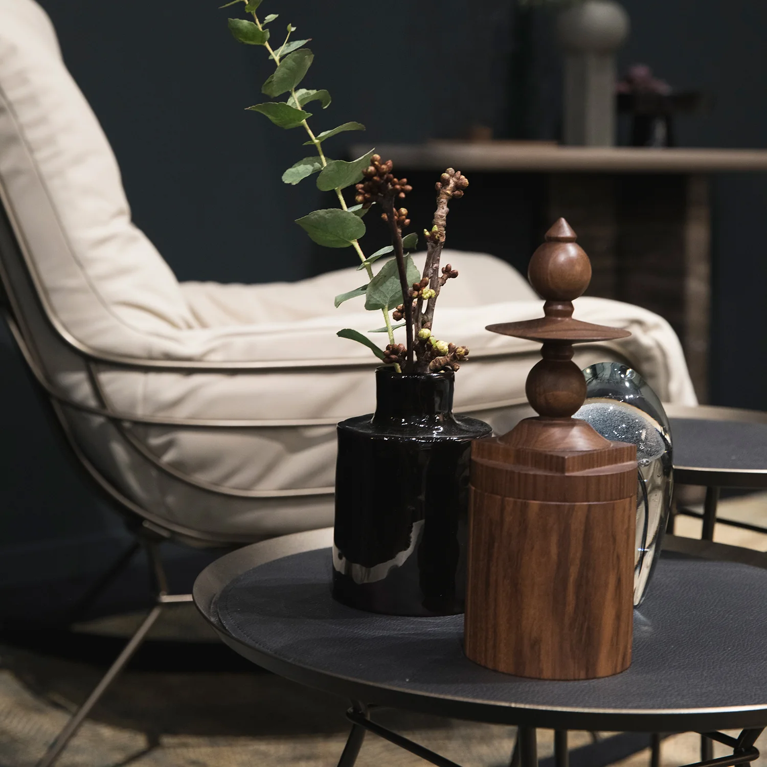 freifrau | leyasol outdoor coffee table | large | steel bronze glaze - Image 5