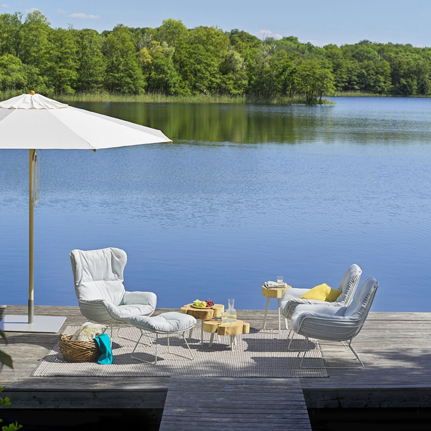 freifrau | leyasol outdoor ottoman | lopi beldi + traffic white frame - Image 3