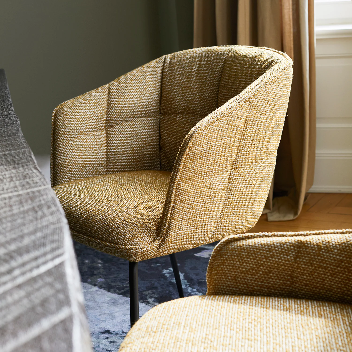 freifrau | low dining | marla armchair high | wire frame | adora walnut leather - Image 8