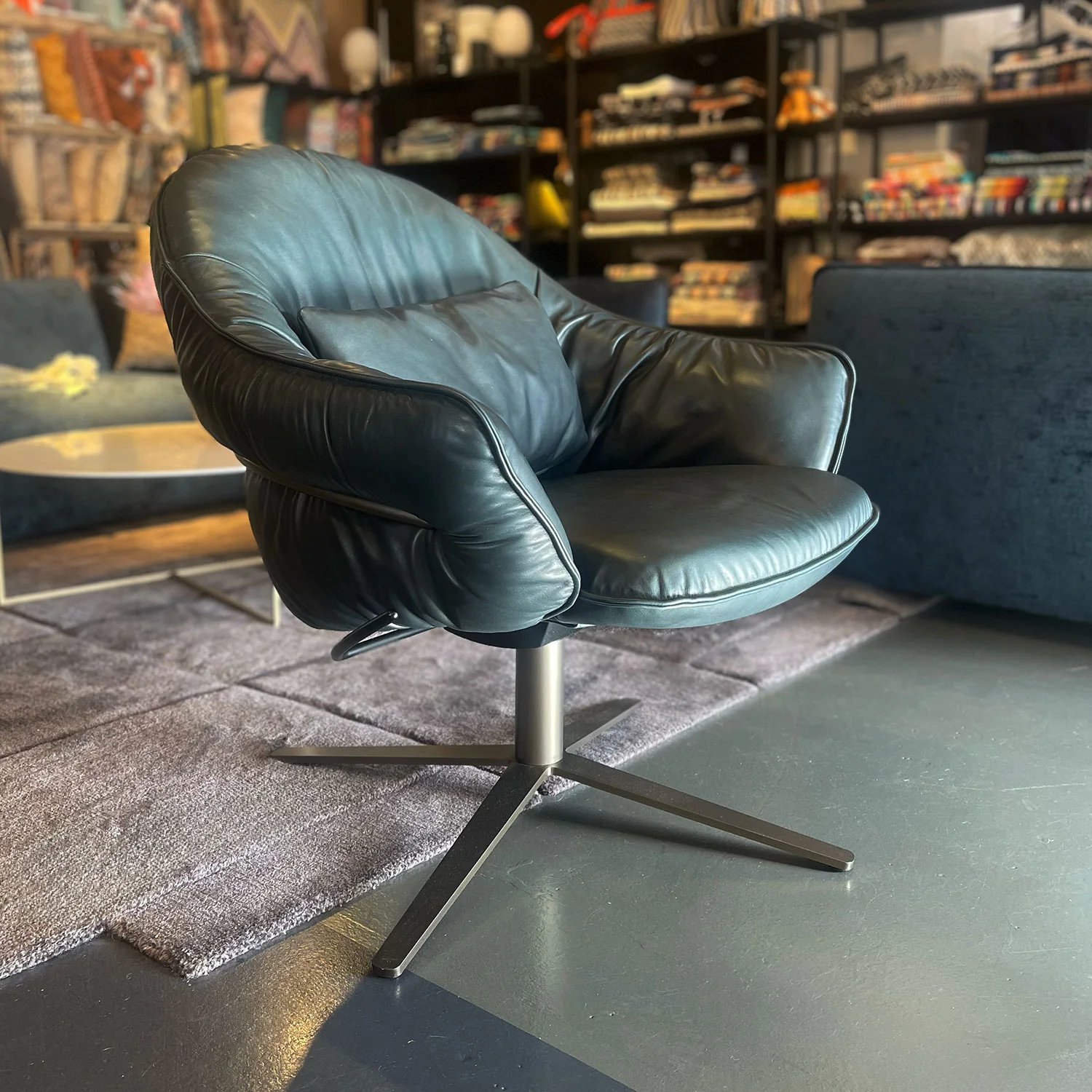 freifrau | marie lounge chair | x-base with rocker + tilting mechanism | adora jade leather + bronze frame - Image 3