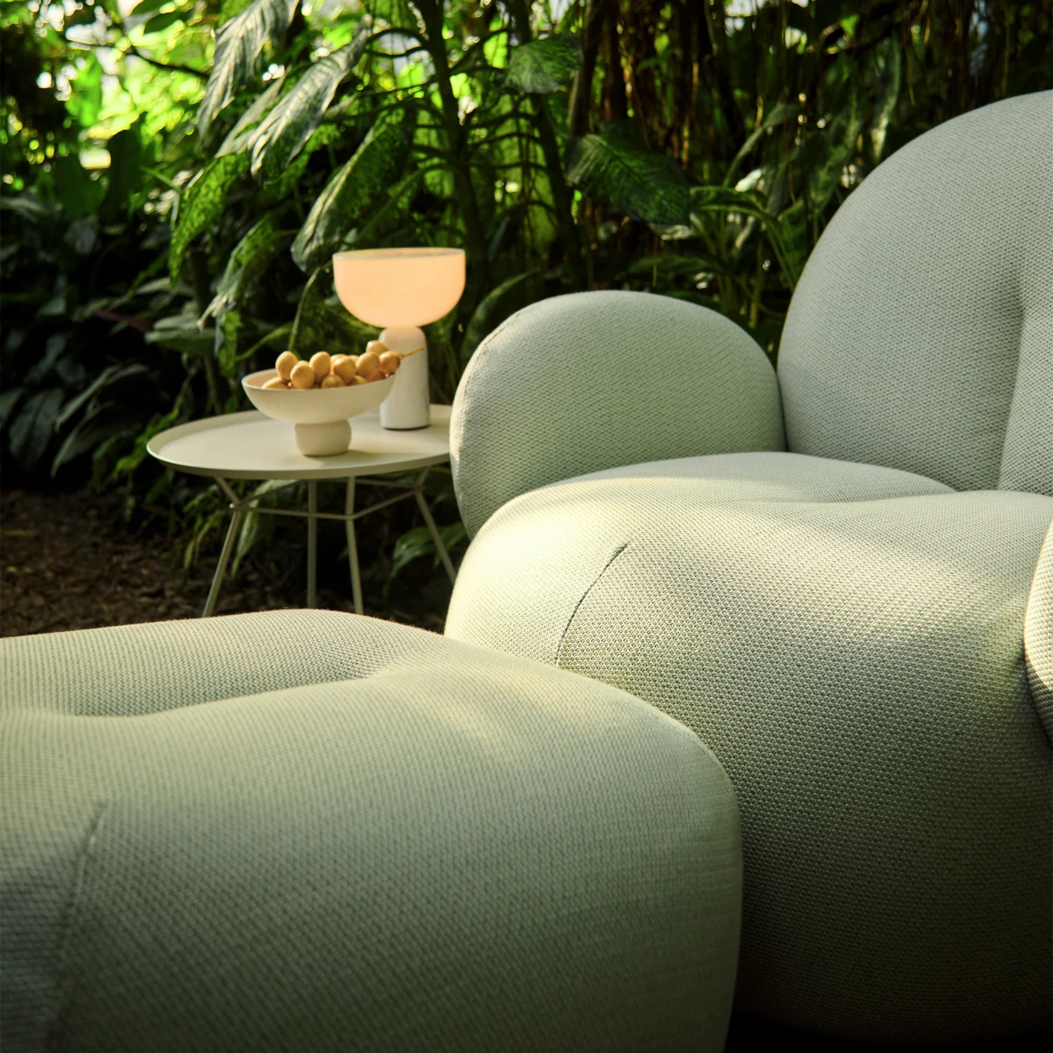 freifrau | nana outdoor pouf petite | lopi fabric - Image 5