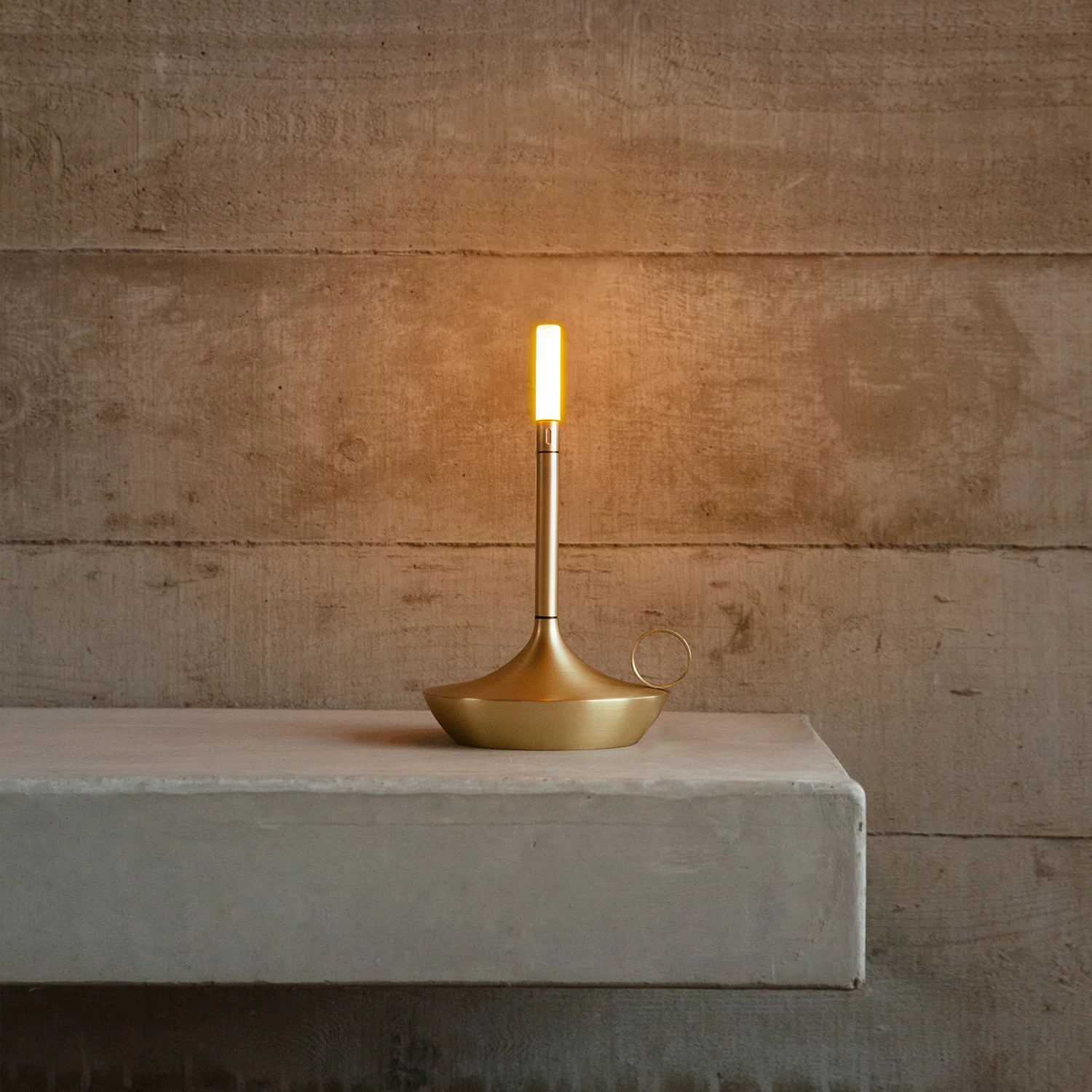 graypants | wick portable table lamp | brass 16.5cm - Image 4