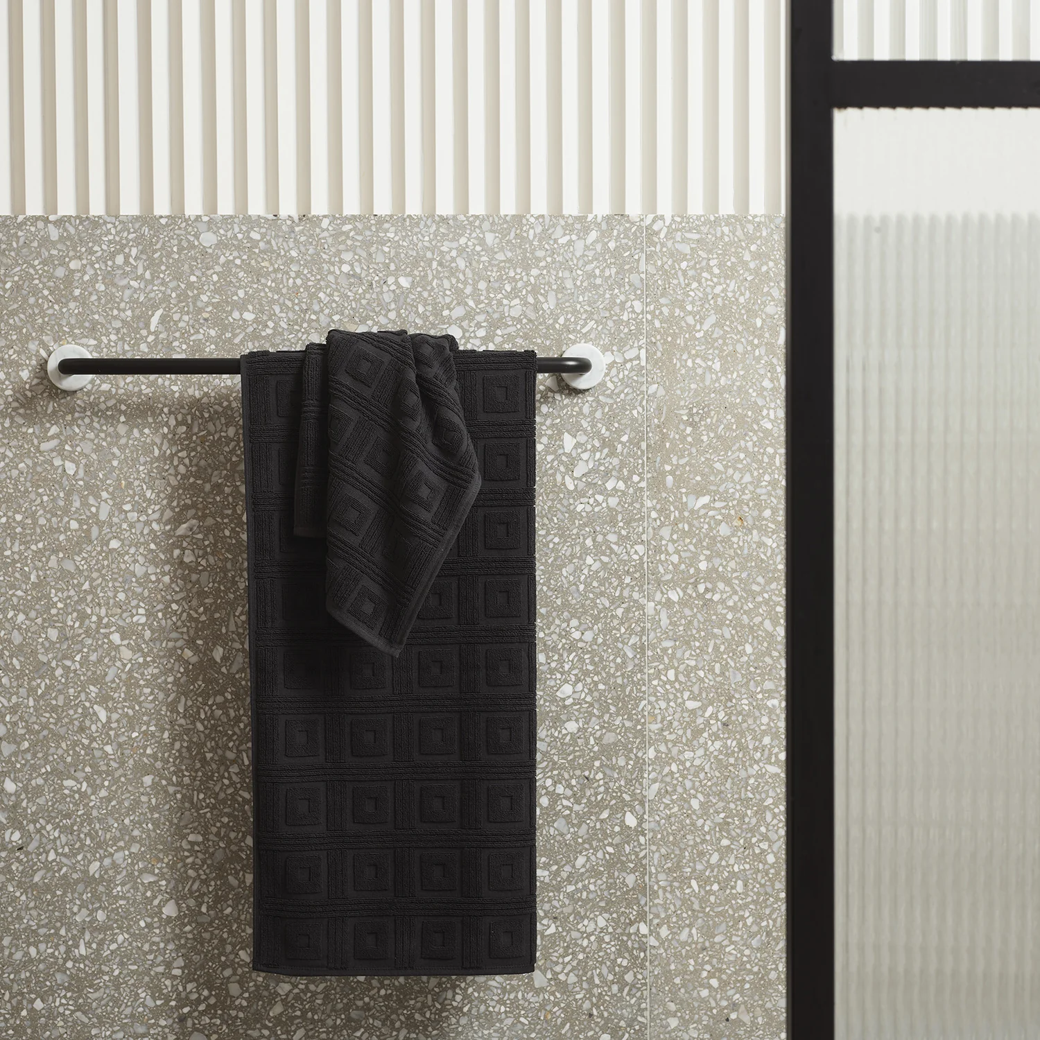greg natale | astoria towelling collection | black - LC - Image 2
