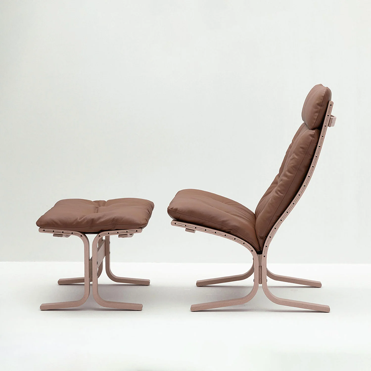 hjelle | siesta classic 300 chair | high back | oak + rustical tan leather - Image 7