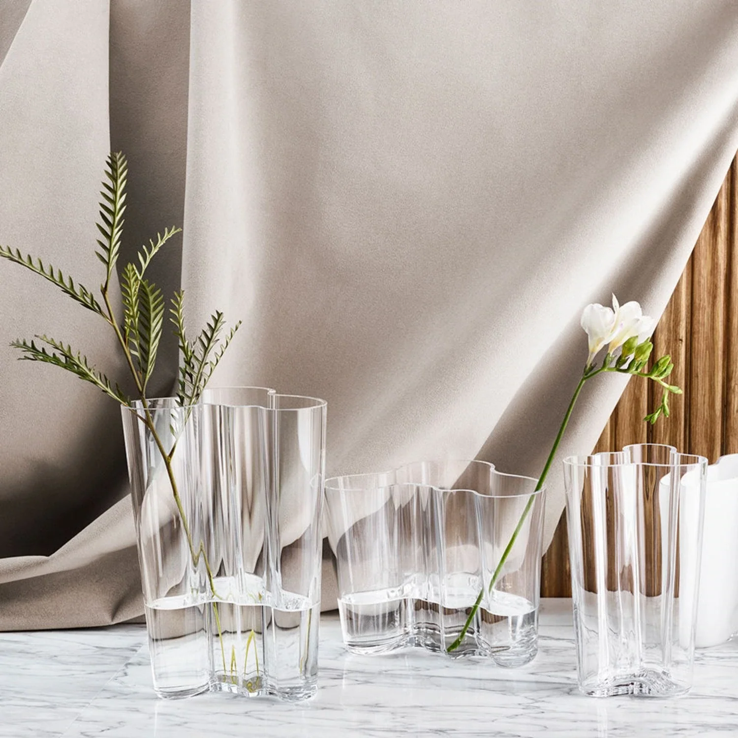 iittala | aalto finlandia vase | clear - Image 4